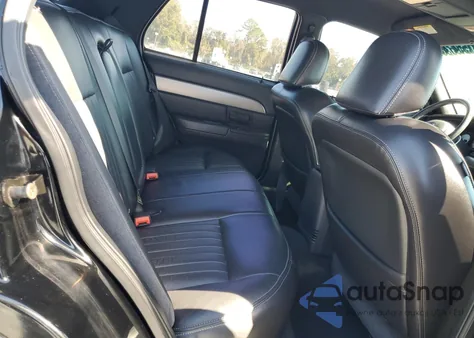 2003 Mercury Marauder from USA, damaged, VIN 2MEHM75V53X676467